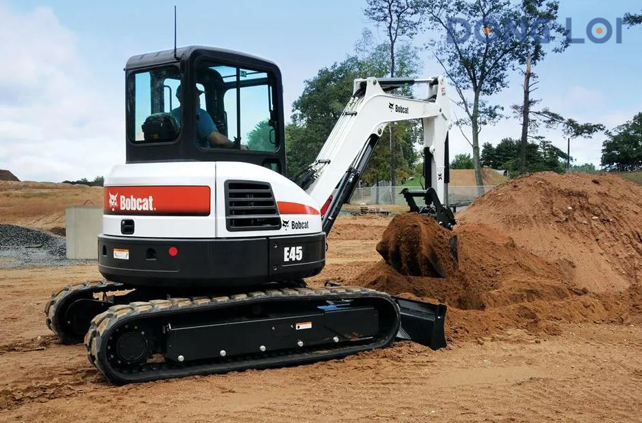 Xe xúc đào mini Bobcat E45